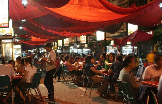 Daftar Tempat Makan Enak dan Terfavorit di Medan yang Wajib Dikunjungi