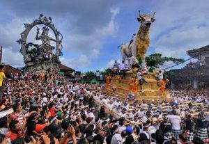 Ritual Upacara Unik di Indonesia
